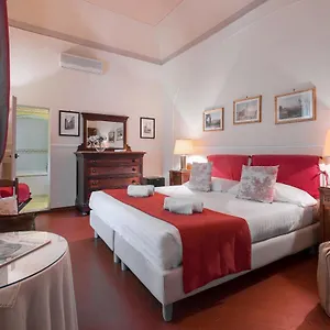 Ape Rosa Relais Florenz