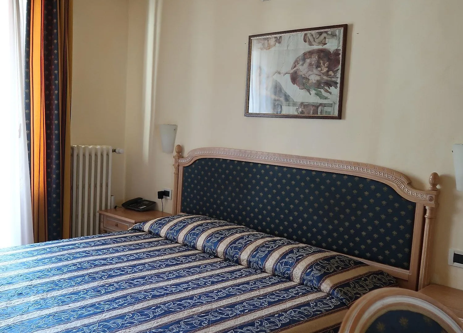 Hotel Anna'S Florencia 2*,